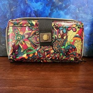 NWOT Sakroots Smartphone Crossbody Bag, Rainbow Spirit Desert